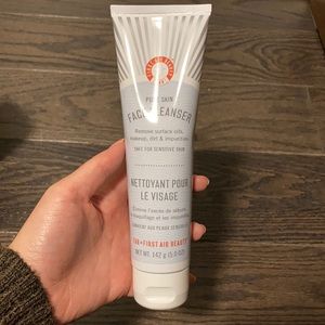 First aid beauty face wash